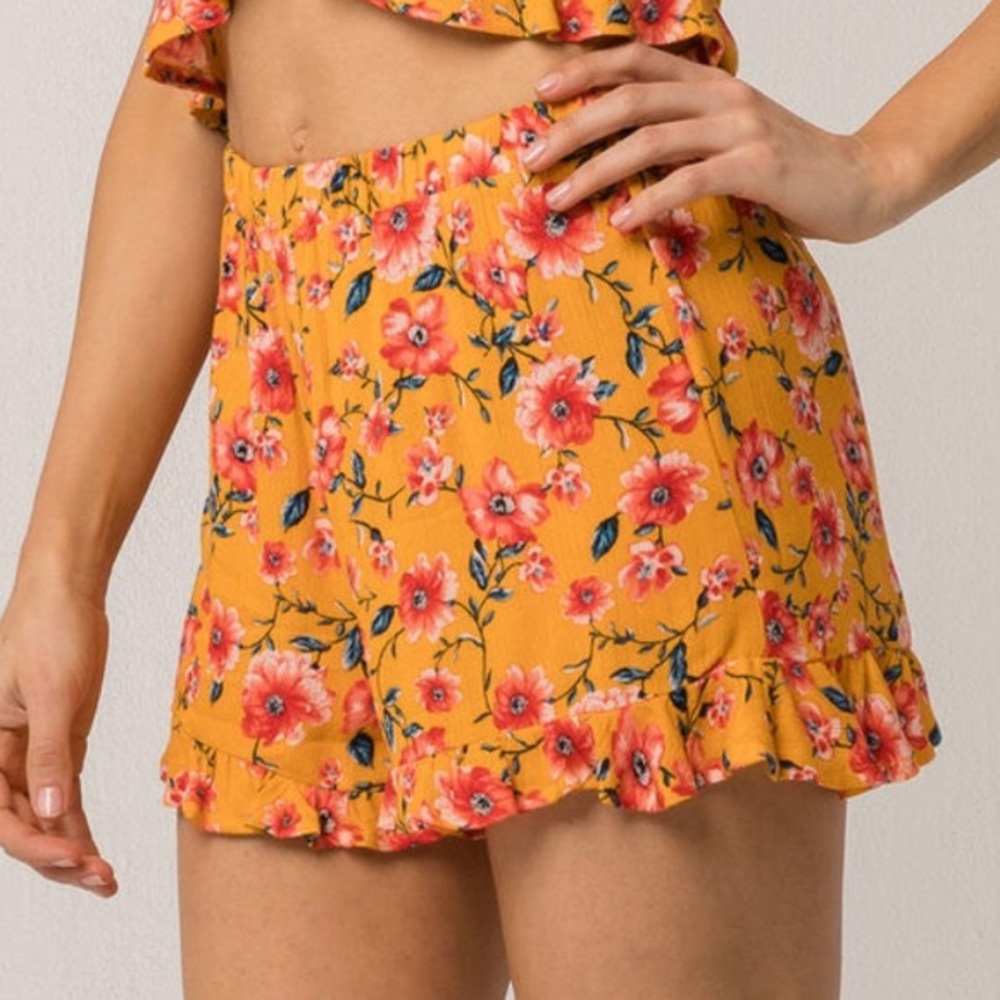 Tilly's Flower Shorts Orange - Picture 1 of 6